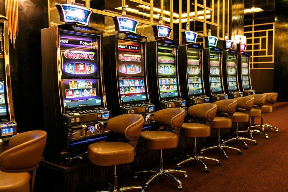 Casino Jackpots: The Thrill of Chasing Big Wins