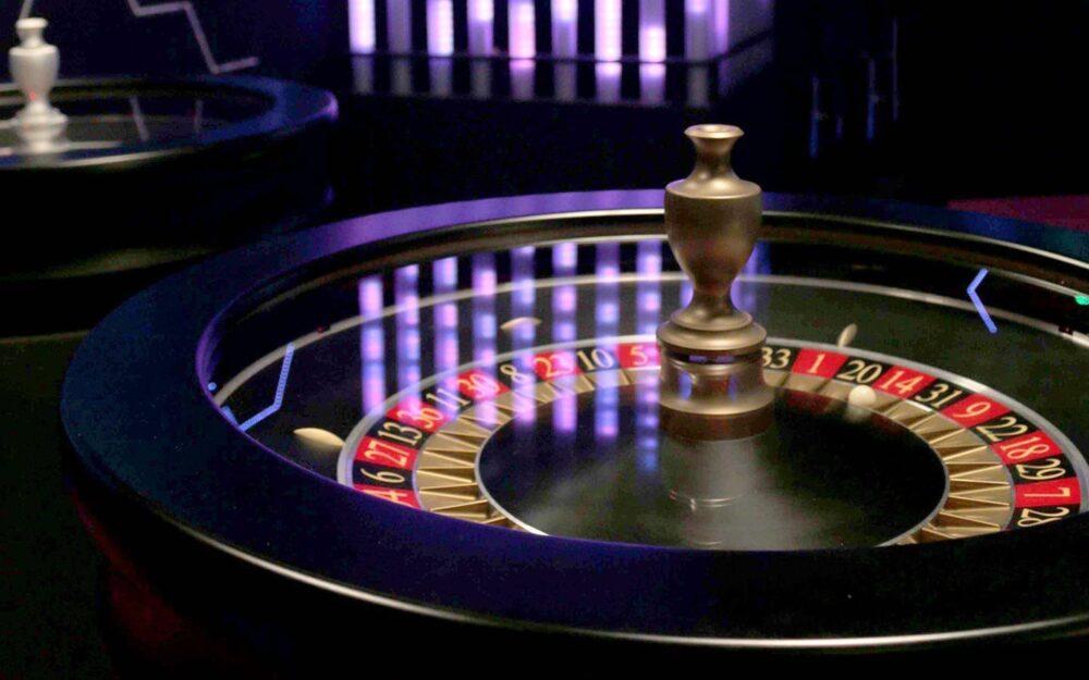 The Influence of Land-Based Casinos on Online Slot Machine Design